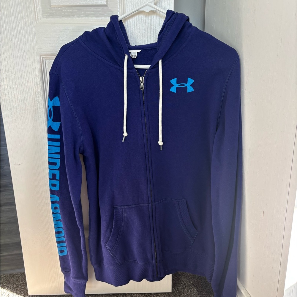 Under Armour zip up hoodie M